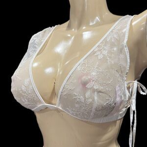 Victoria’s Secret Dream Angels Sexy Sheer Embroidered Mesh Unlined Bralette XL